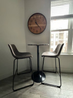 Bar Chairs & Pub Table