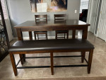 DINNER TABLE- COUNTER HEIGHT