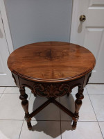 ANTIQUE SOLID WOOD CARVED ACCENT TABLE