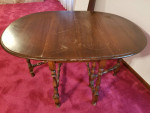 Drop leaf wooden table