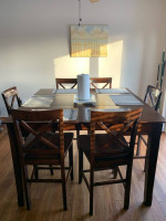 Pub table with 6 stools