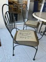 -43" Round faux stone table with 4 metal chairs-Naples