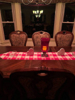 Elegant Formal Dining Room Table, 8 Chairs And Hutch