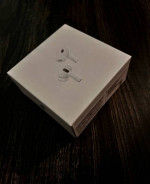 Airpods (2nd generation)