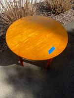 ::: Kids Wooden Table ::
