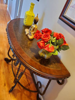 GORGEOUS AND UNIQUE ENTRANCE TABLE, CONSOLE TABLE
