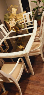 BREATHTAKING SOLID WOOD DISTRESSED DINING TABLE WITH 6 CHAIRS