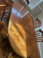 Dinning room table w/6 chairs