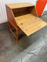 COMPUTER / WRITING TABLE, SOLID WOOD, NEW INPLASTIC