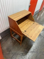 COMPUTER / WRITING TABLE, SOLID WOOD, NEW INPLASTIC