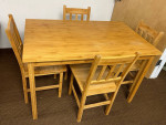 Solid Wood Dining Table and 4 Chairs. Kitchen Table and 4 Chairs. Dinette Table