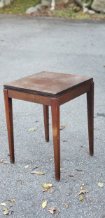 Smaller TV table with Swivel Top (measurements in pictures)