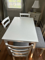 Kitchen table, 3 chairs & bench