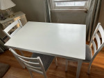 Kitchen table, 3 chairs & bench