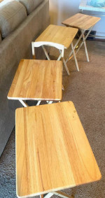 5 pc. Blond solid Wood Tray Table Set - Great condition