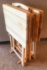 5 pc. Blond solid Wood Tray Table Set - Great condition
