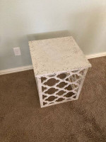 NEW Safavieh Lonny End Table - SALE!