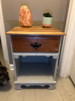 Nightstand/side table