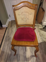 Thomasville Dinning Room Table and Chairs