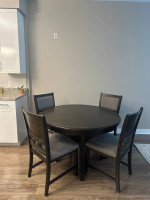 Round dining table and 4 chairs