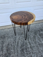 Side / end table