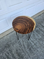 Side / end table