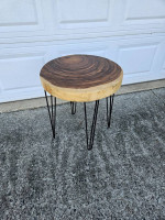 Side / end table