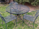 Outdoor 42” wrought Iron Table and 3 chairs!