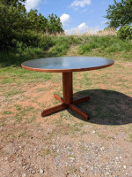 48in Round Pedestal Conference or Dining Table