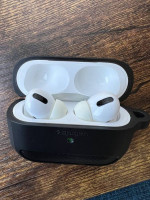 Airpods Pro with free Spigen case and UNUSED ear plug set!