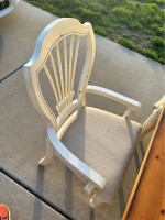 Large Dining Table w 8 Chairs & 2 Leaves | Delivery Available