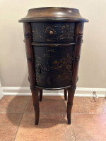 Ethan Allen Chinoiserie Occasional / Accent / Side / End Table