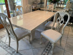 Marble dining room, table and bar