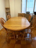 Oak kitchen table