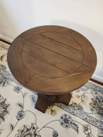 Bassett Mirror Company Solid Wood Pedestal Round End Table