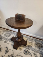 Bassett Mirror Company Solid Wood Pedestal Round End Table