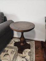 Bassett Mirror Company Solid Wood Pedestal Round End Table