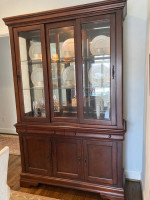 BEAUTIFUL Dining room table and China cabinet