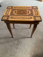 Miniature Music Box Jewelry Box Table