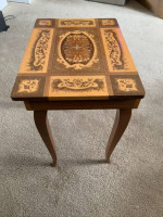 Miniature Music Box Jewelry Box Table
