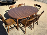 Dining Table with 6 Chairs | Three Leaves | Used