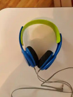 Phillips SHK2000 children's headphones.
