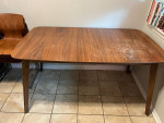 Dining Set (1 extendable wooden table, 5 stackable chairs)