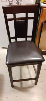 TALL DINING TABLE W/4 CHAIRS