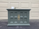 Hekman Furniture Solid Wood Coffee/Side Table Nightstand on Casters