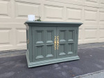 Hekman Furniture Solid Wood Coffee/Side Table Nightstand on Casters