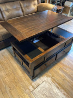 Ashley Gately Traditional Rectangular Lift Top Coffee Table