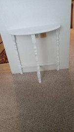 HALF MOON TABLE 24X12X24"