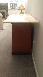 CONSOLE/SIDE TABLE