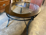 Coffee/cocktail table